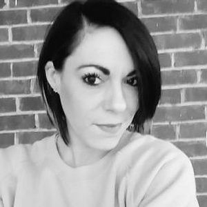 Meet your Posher, Stacy